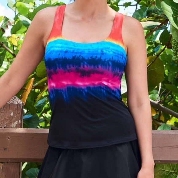 Reebok Other - Reebok Sport New Women's swim top